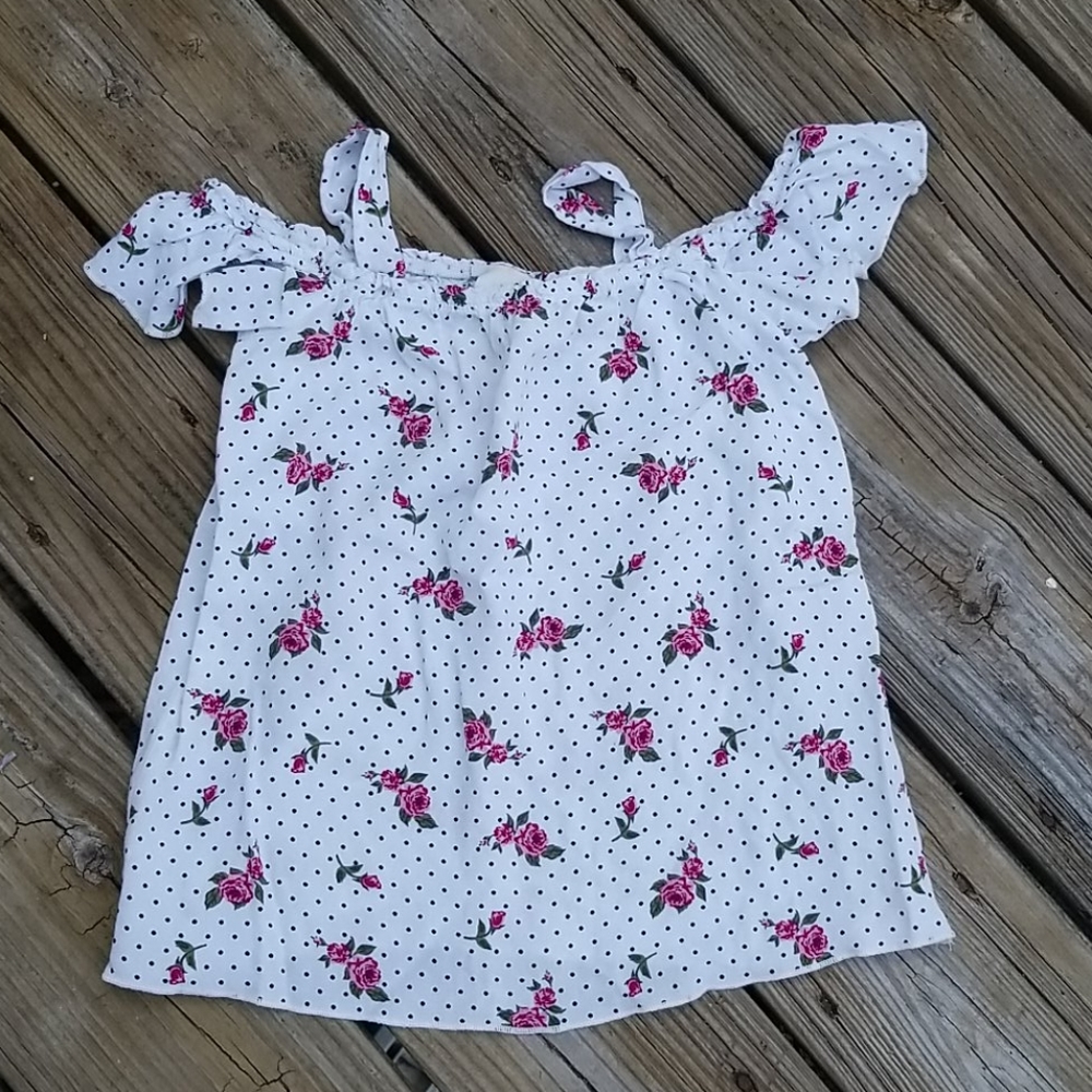 Lily Bleu cold shoulder top